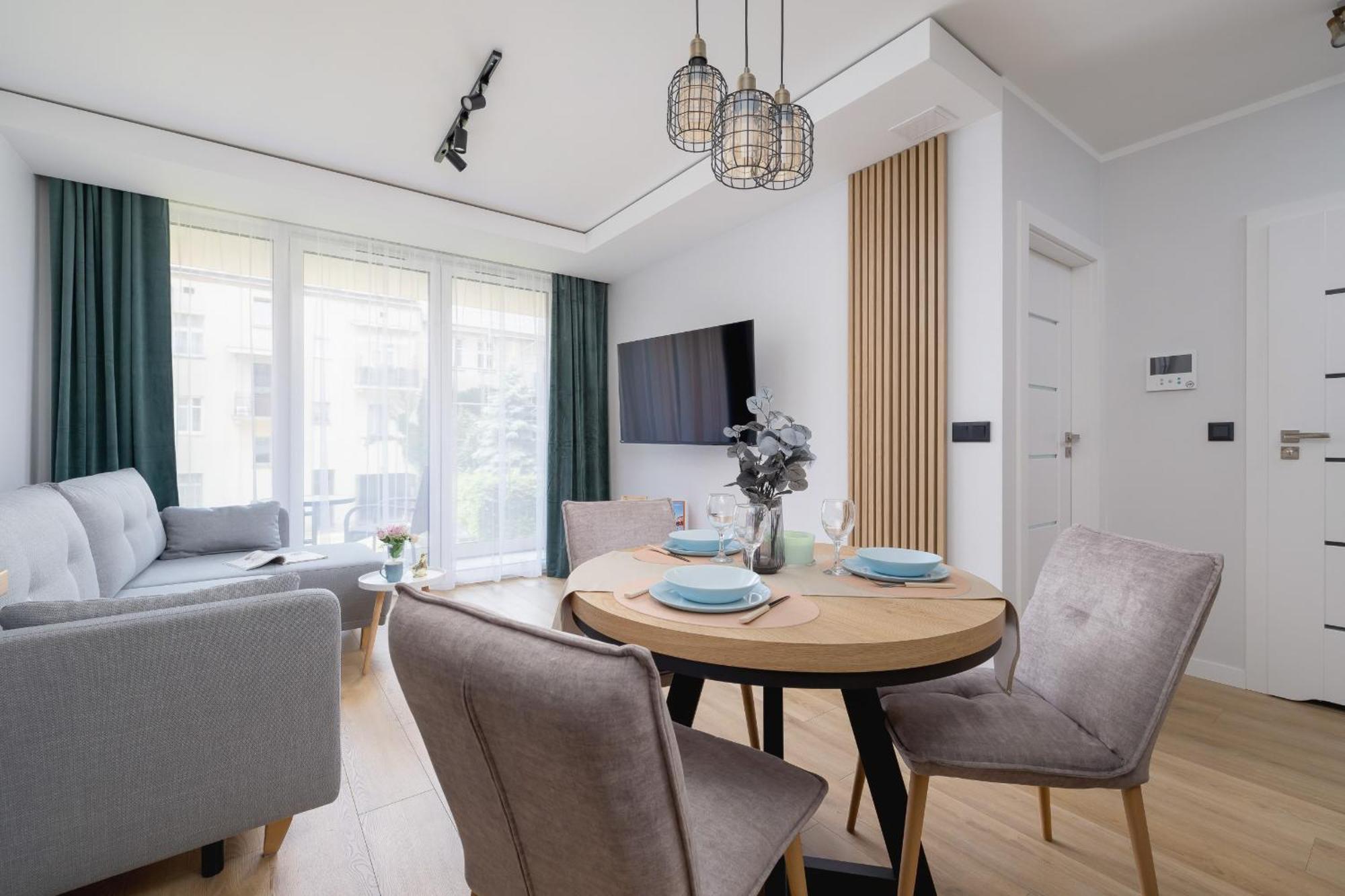 Elegancki W Krakowie Z Klimatyzacja I Dostepem Do Silowni By Renters * Krakau